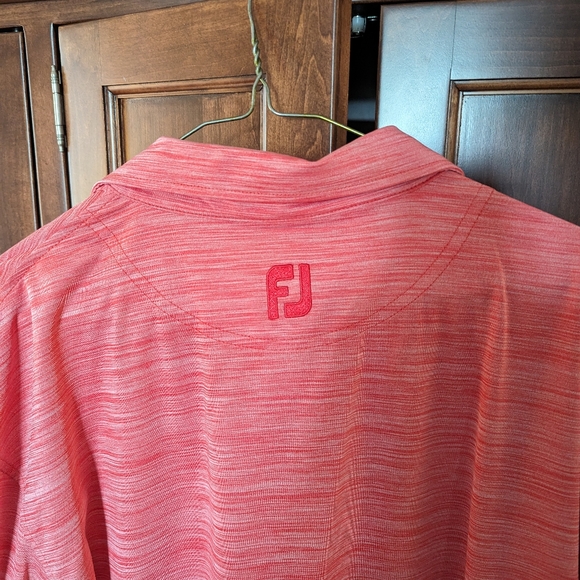 FootJoy Men's Heathered Red Polo Medium Pre-Owned Condition - Picture 5 of 6